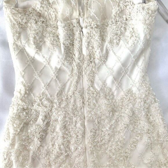 Tania Olsen Couture Wedding Dress Size 4 Ivory High Neck Beaded Halter Neck Gown - Picture 9 of 16